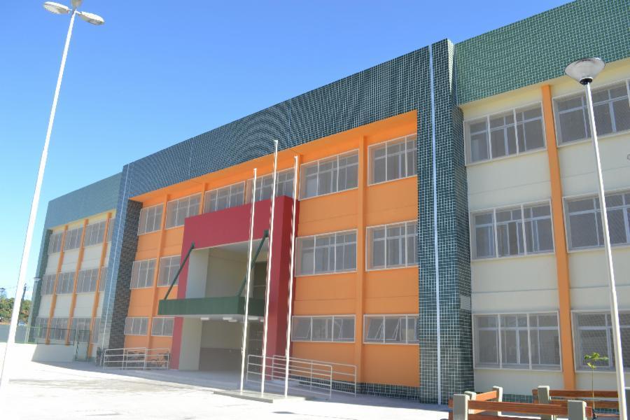 Prefeitura inaugura auditório da Emef Antônio Vieira de Rezende