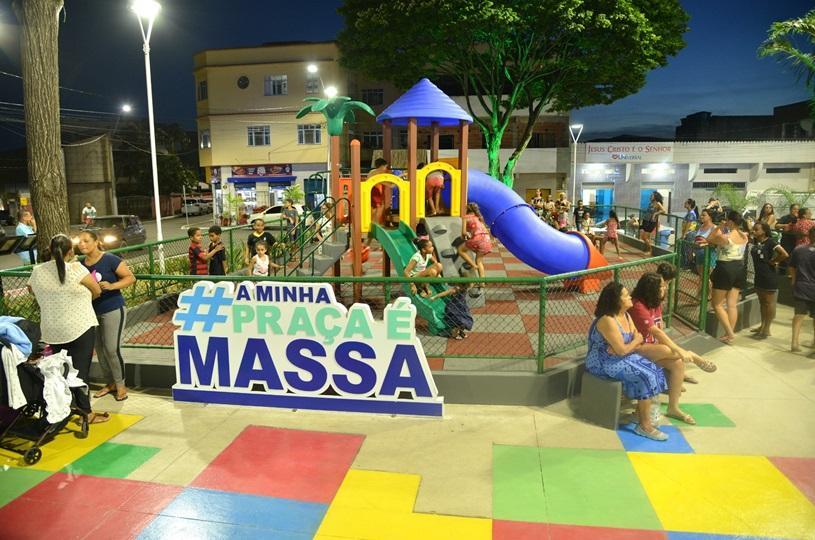 Moradores de Carapina Grande recebem praça totalmente revitalizada