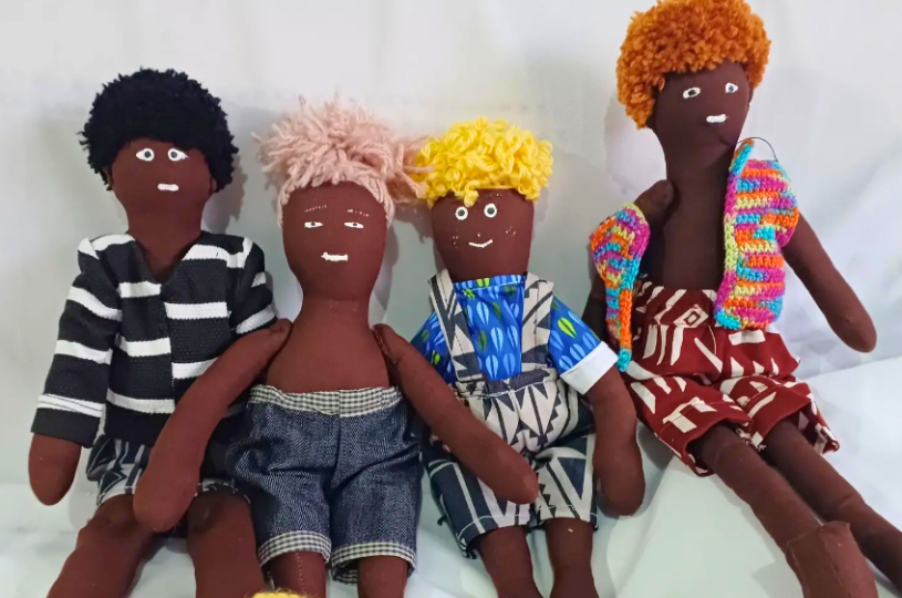 Dia da Consciência Negra: jogos e exposição de bonecas pretas em Cidade Continental