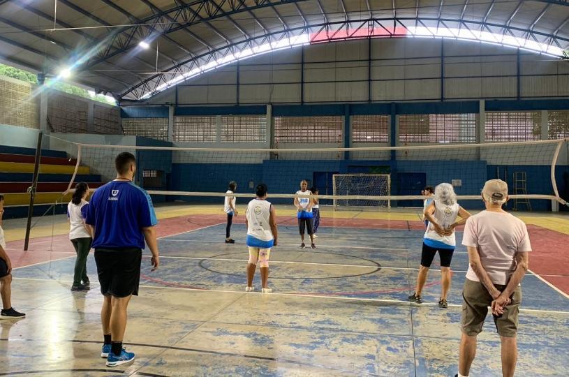 Vôlei adaptado: prática de atividade física aumenta qualidade de vida dos idosos