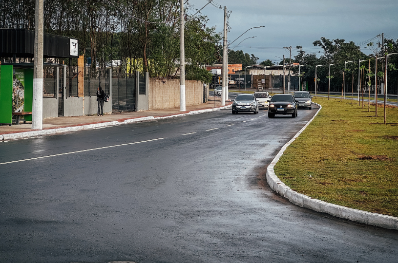 Prefeitura entrega duplicação de avenida e nova ciclovia em Porto Dourado